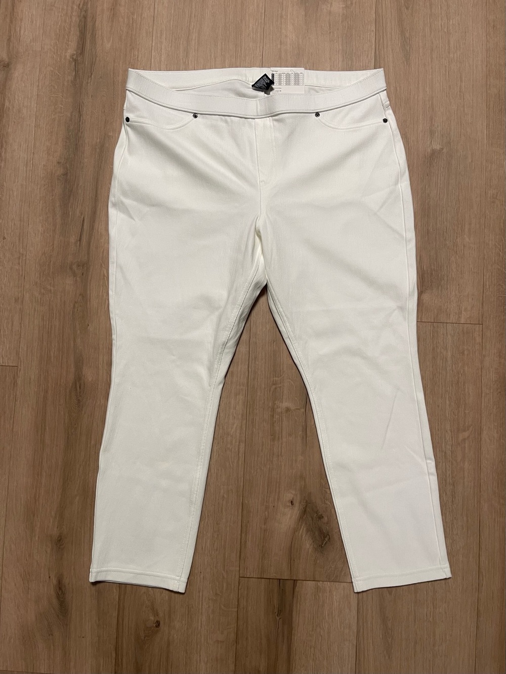HUE Women’s XL White Cropped Cotten Blend Ponte Pants Beachy Coastal Comfort NWT
